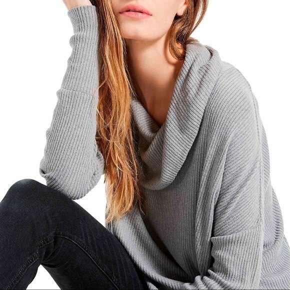 Lucky Brand Grey Tulip Hem Pullover Sweater - Picture 3 of 11